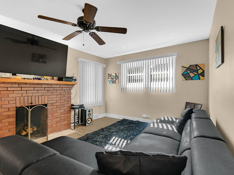 3322 Ann Street Lansing IL 60438