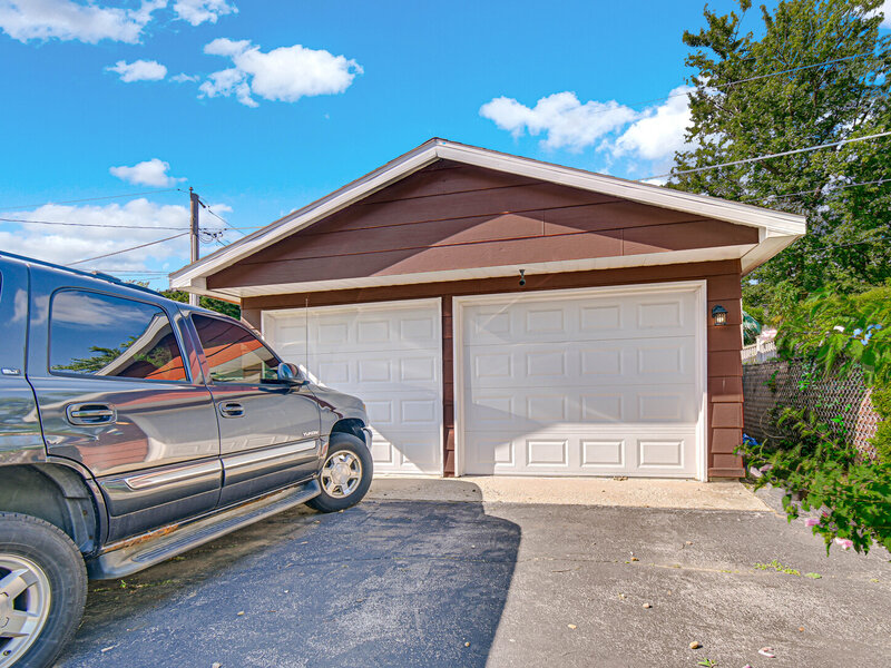 3322 Ann Street Lansing IL 60438
