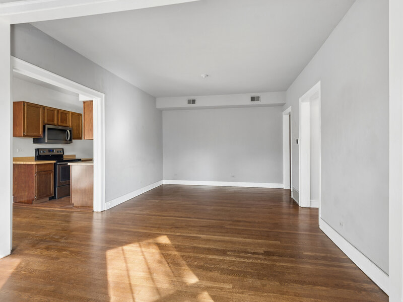 6257 N Sheridan Road Chicago IL 60660