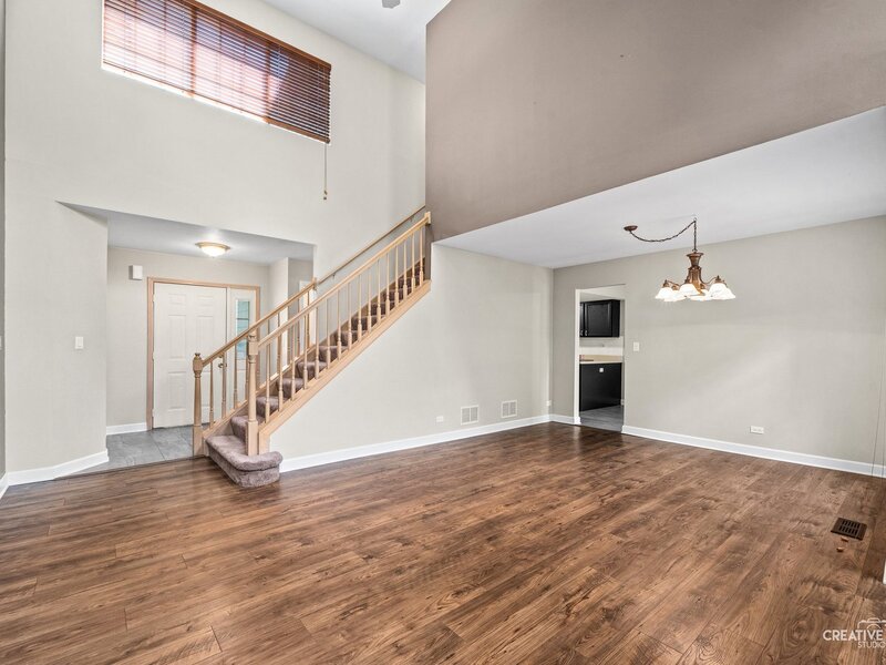 87 Townsend Circle Naperville IL 60565