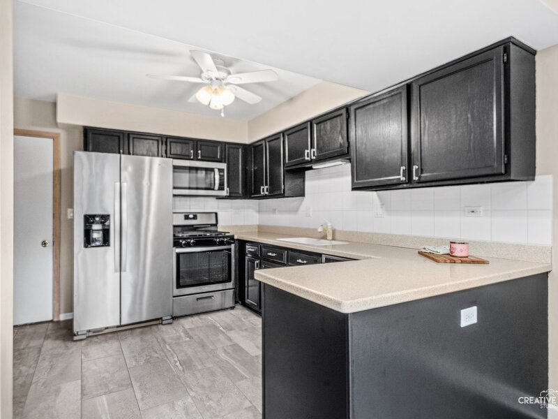 87 Townsend Circle Naperville IL 60565