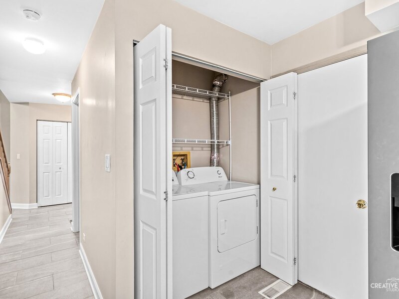 87 Townsend Circle Naperville IL 60565