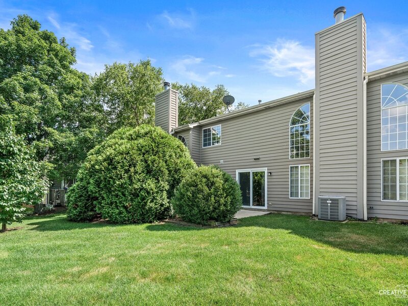 87 Townsend Circle Naperville IL 60565