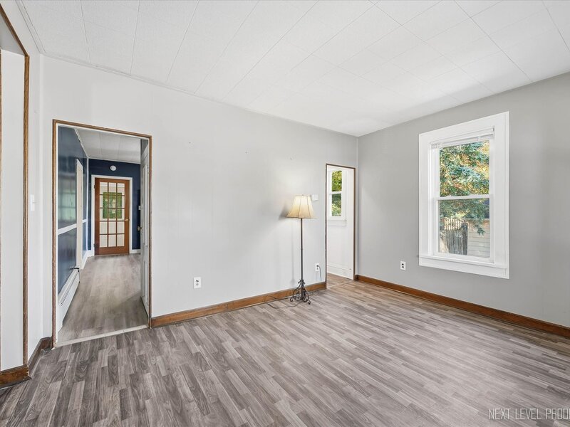 1003 Dean Street St. Charles IL 60174
