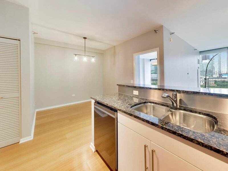 125 S Green Street Chicago IL 60607