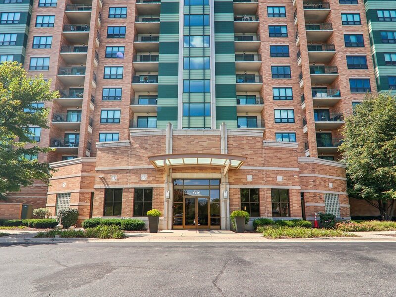 6420 Double Eagle Drive Woodridge IL 60517