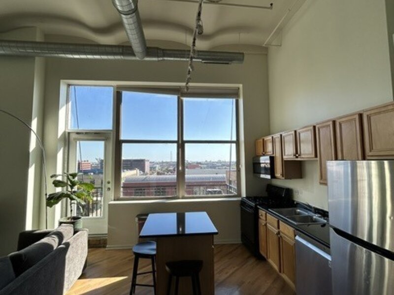 500 S Clinton Street Chicago IL 60607
