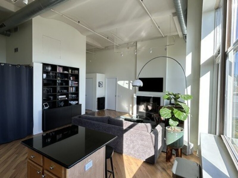 500 S Clinton Street Chicago IL 60607