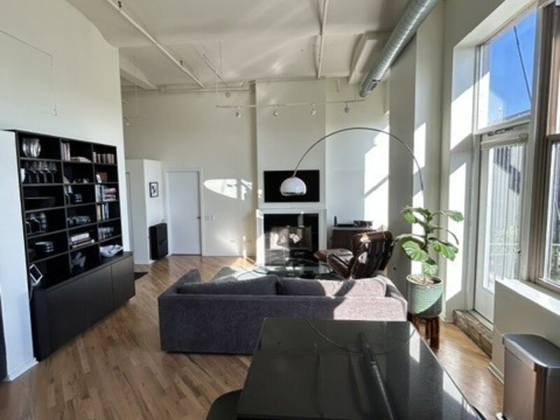 500 S Clinton Street Chicago IL 60607