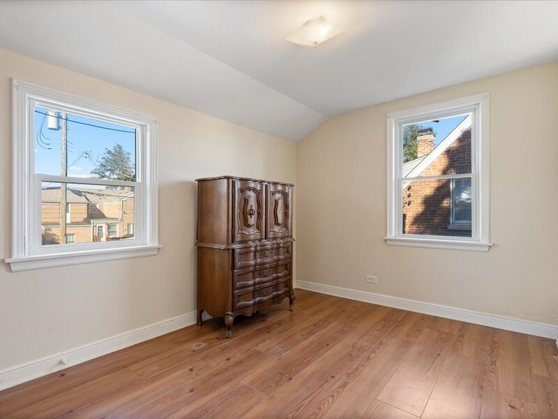 7350 W Summerdale Avenue Chicago IL 60656