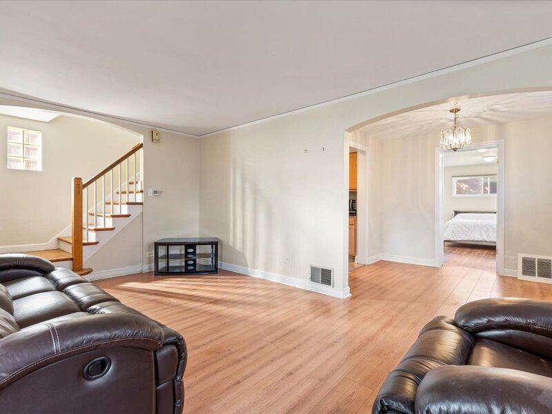 7350 W Summerdale Avenue Chicago IL 60656