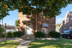 Photo of 7350 W Summerdale Avenue Chicago IL 60656