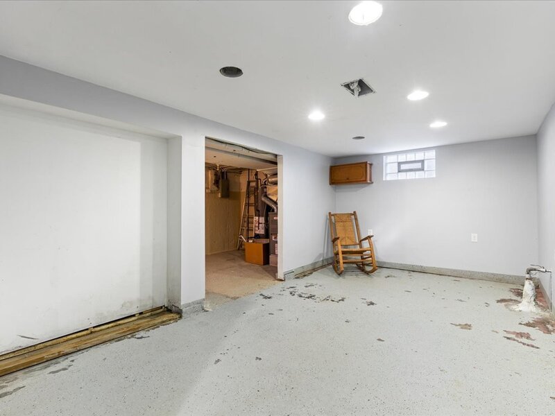 7350 W Summerdale Avenue Chicago IL 60656