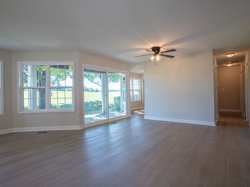 1621 Glengarry Court Algonquin IL 60102