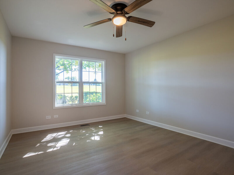 1621 Glengarry Court Algonquin IL 60102