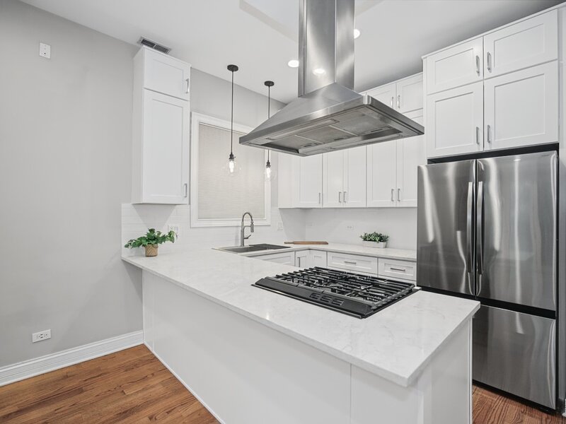 2920 N Damen Avenue Chicago IL 60618