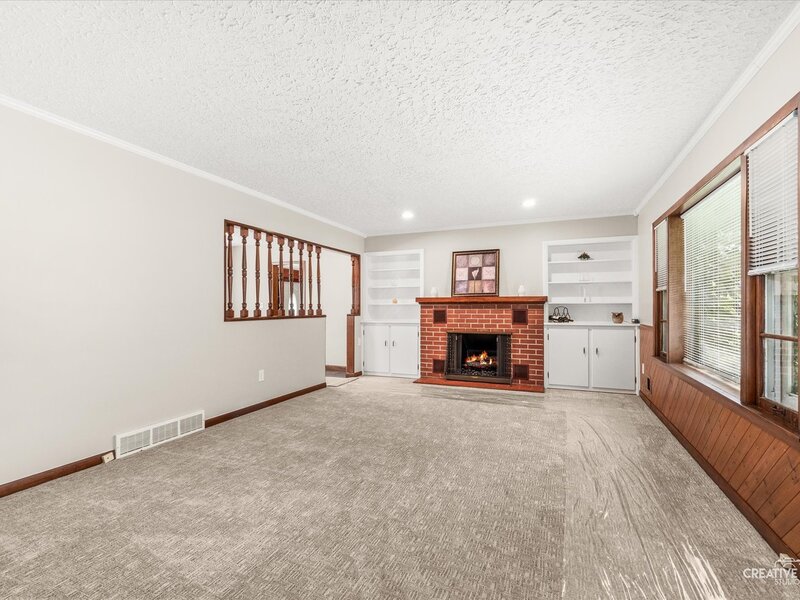 203 S Rosedale Avenue Aurora IL 60506