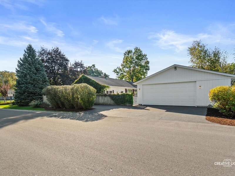 203 S Rosedale Avenue Aurora IL 60506