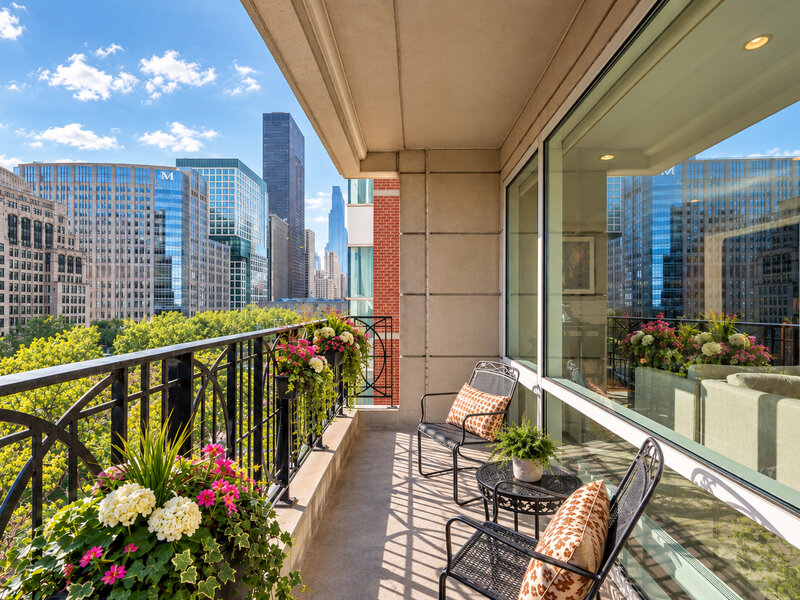 840 N Lake Shore Drive Chicago IL 60611