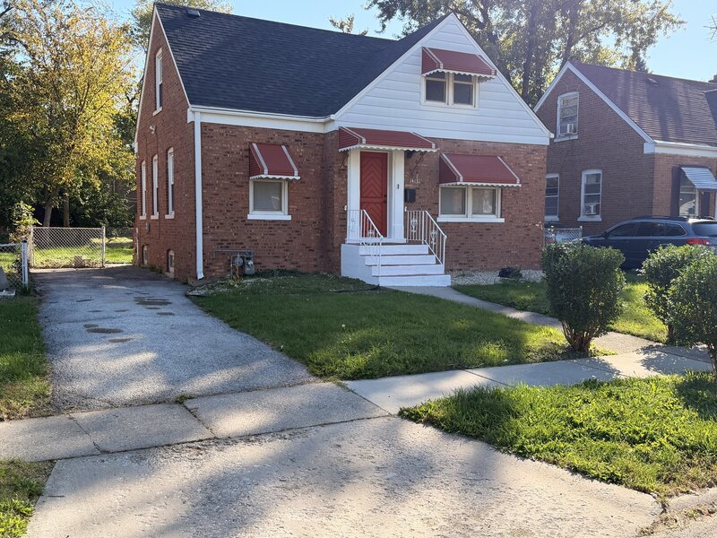14131 Manor Avenue Dolton IL 60419