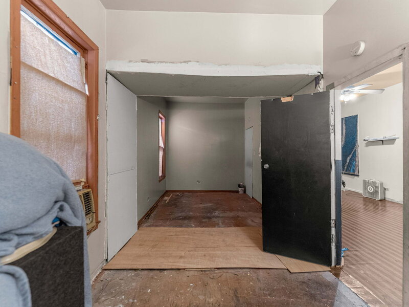 6739 S Prairie Avenue Chicago IL 60637