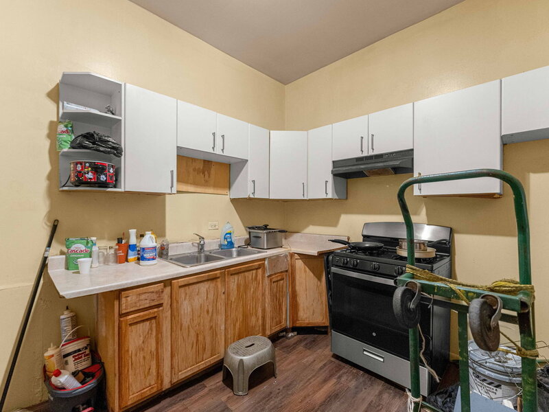 6739 S Prairie Avenue Chicago IL 60637
