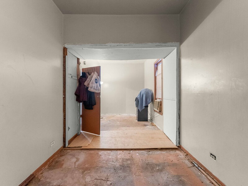 6739 S Prairie Avenue Chicago IL 60637