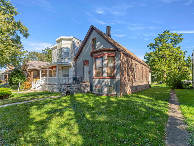 6739 S Prairie Avenue Chicago IL 60637