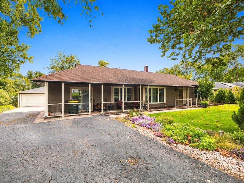 2 Virginia Avenue Glen Ellyn IL 60137