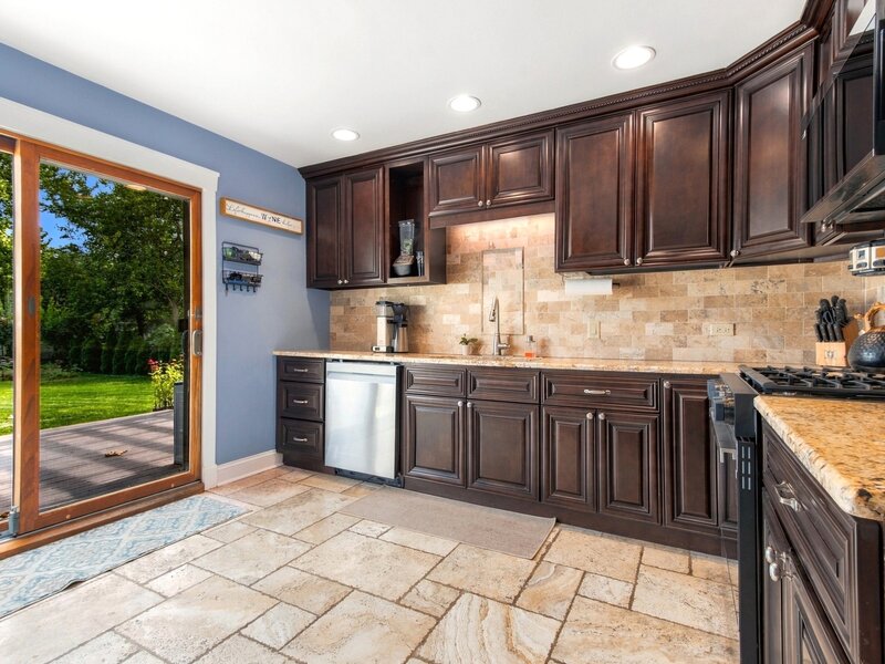 2 Virginia Avenue Glen Ellyn IL 60137