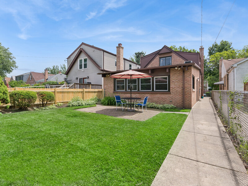 2009 Keeney Street Evanston IL 60202