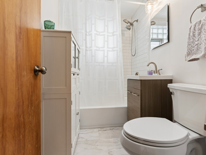 2009 Keeney Street Evanston IL 60202