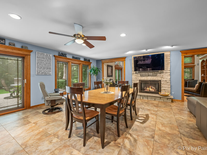 2917 Pleasant Drive Mchenry IL 60051