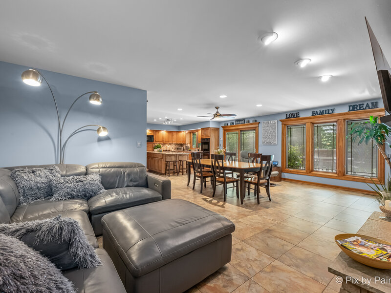 2917 Pleasant Drive Mchenry IL 60051