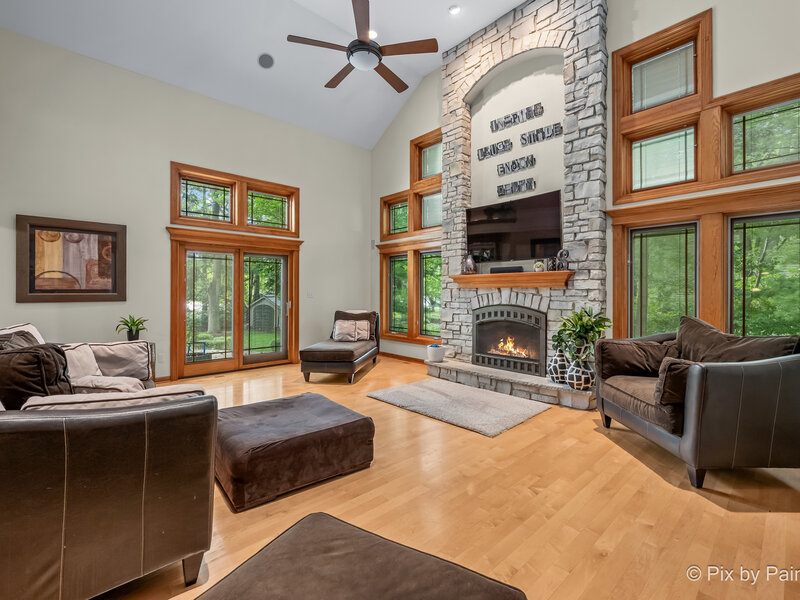 2917 Pleasant Drive Mchenry IL 60051