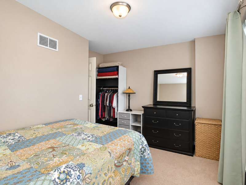 142 Lakeshore Drive Oswego IL 60543