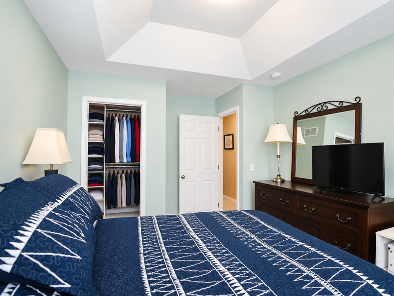 142 Lakeshore Drive Oswego IL 60543