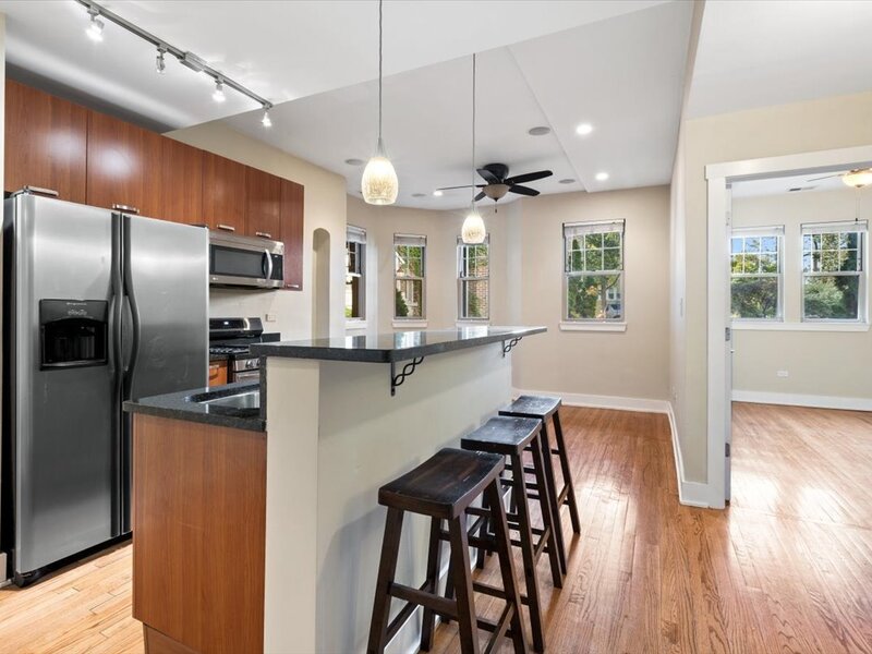 5715 N Kimball Avenue Chicago IL 60659
