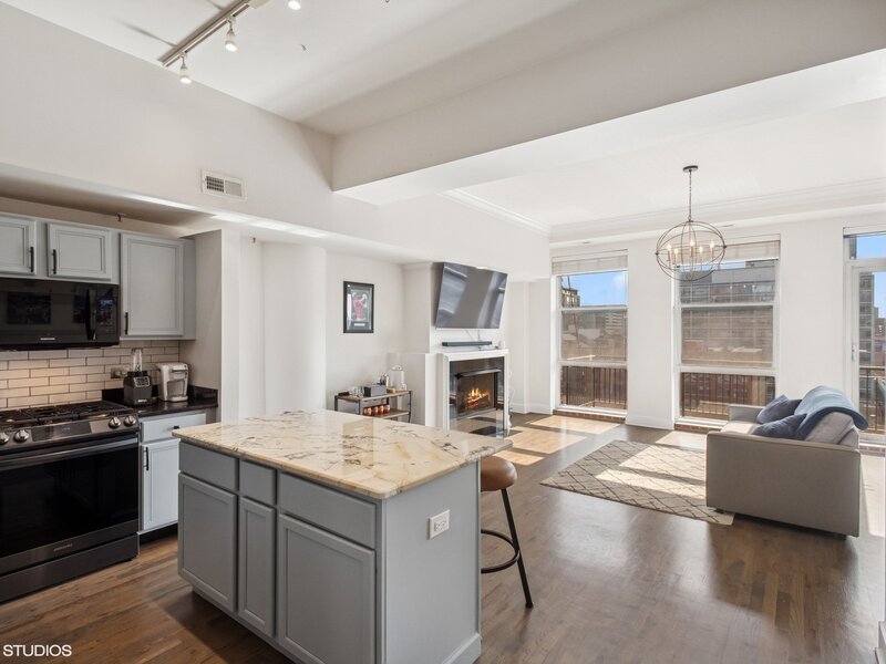 165 N Canal Street Chicago IL 60606