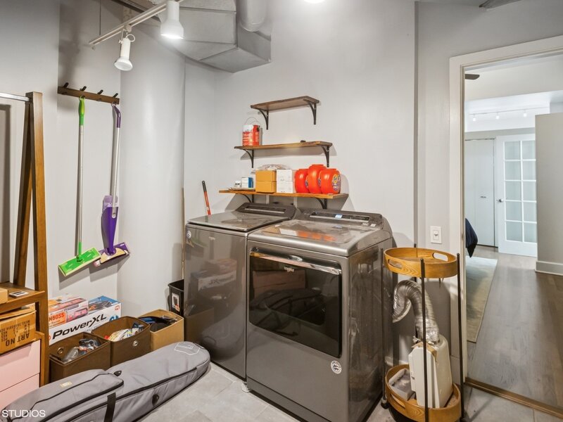165 N Canal Street Chicago IL 60606