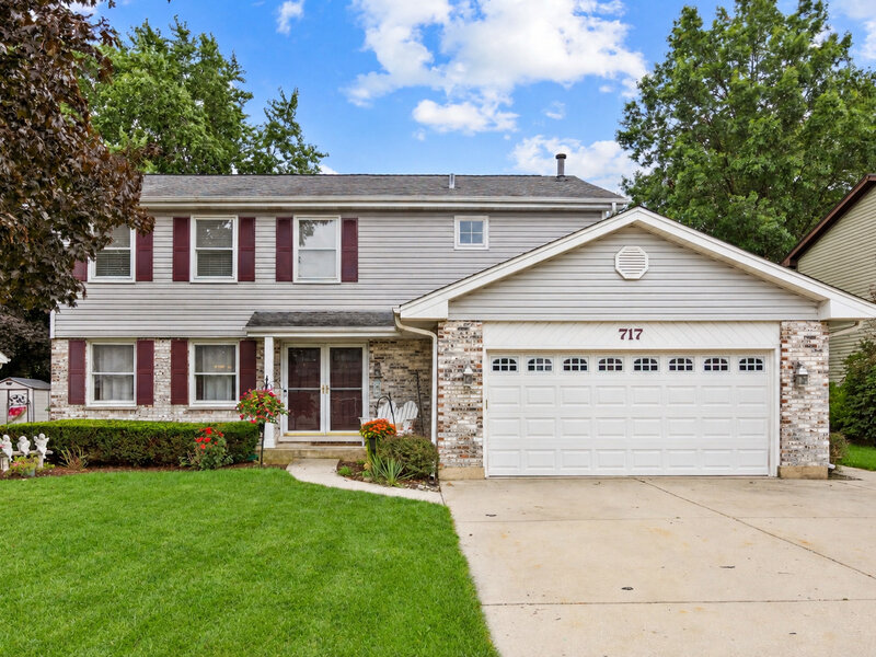 717 S Point Drive Schaumburg IL 60193