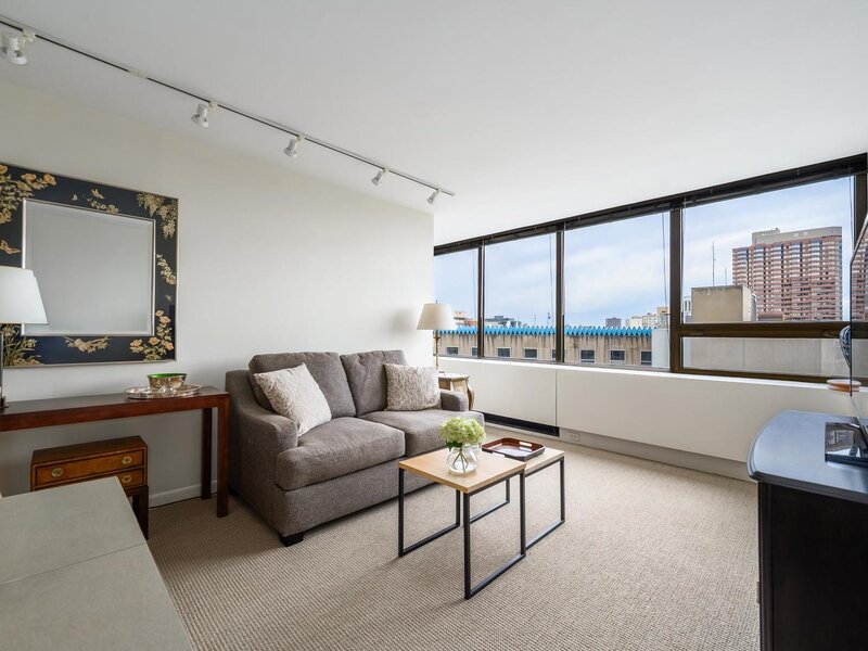 2800 N Lake Shore Drive Chicago IL 60657