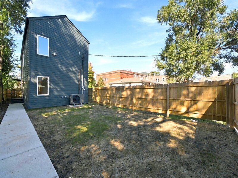 611 N Lawndale Avenue Chicago IL 60624
