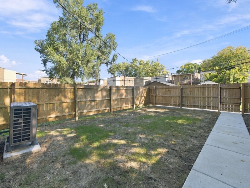 611 N Lawndale Avenue Chicago IL 60624