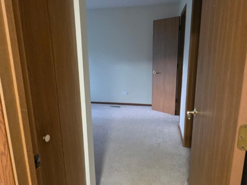 620 Mallard Court Bartlett IL 60103