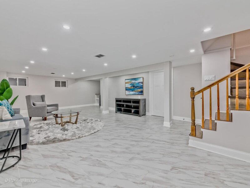 9338 Keeler Avenue Skokie IL 60076
