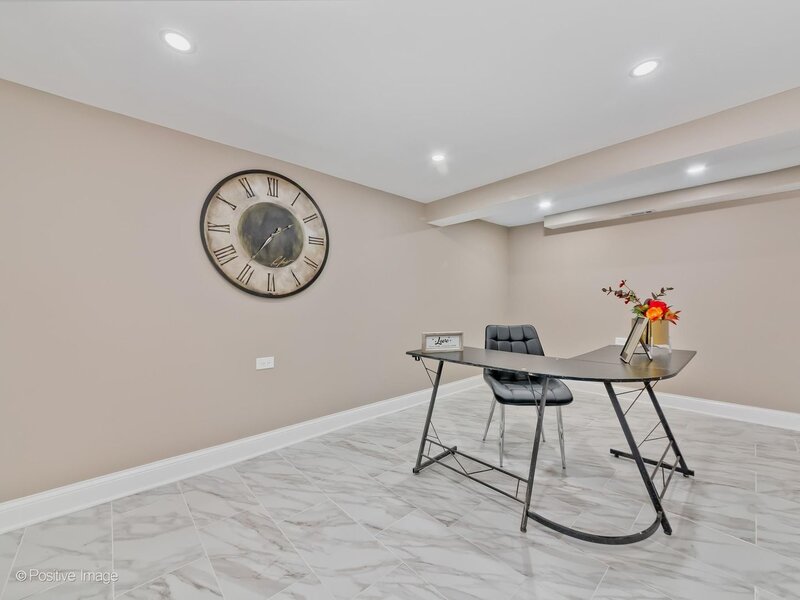9338 Keeler Avenue Skokie IL 60076