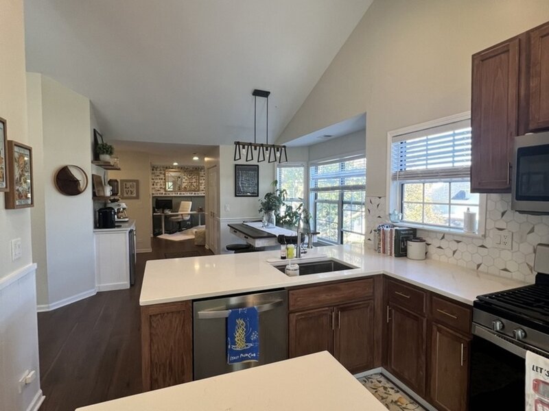 418 Hill Court Wauconda IL 60084