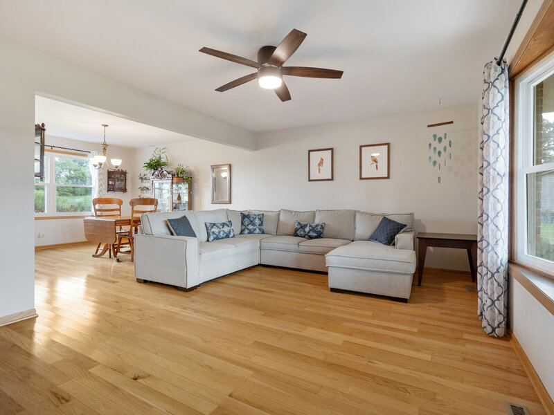 15 Shirewood Farm Road Hampshire IL 60140