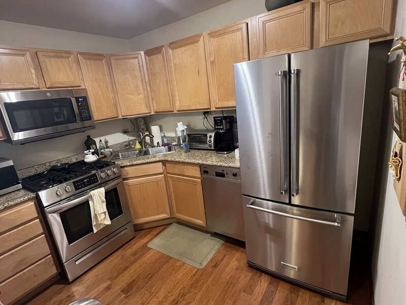 850 N Dewitt Place Chicago IL 60611